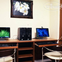 Pranang Flora House