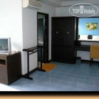 J. Hotel