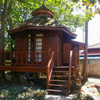 Thai House Beach Resort 