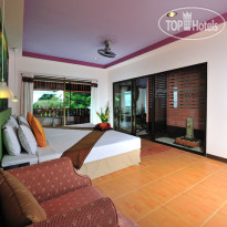 Koh Ngai Cliff Beach Resort 