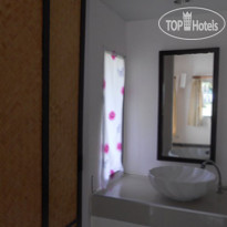 Lantas' Lodge Resort 