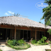 Cha-ba Bungalow & Art Gallery 