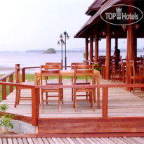 Twinbay Resort & Spa 