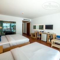 Phi Phi Harbour View Hotel