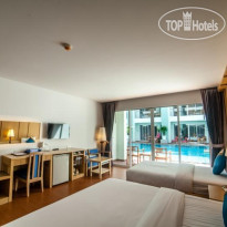 Phi Phi Harbour View Hotel