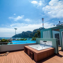 Phi Phi Harbour View Hotel