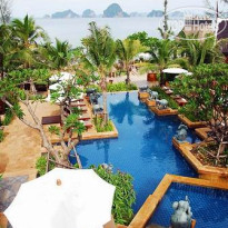 Amari Vogue Resort