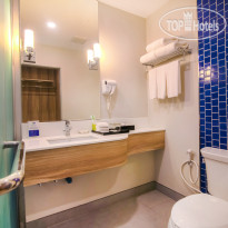 Holiday Inn Express Krabi Ao Nang Beach Restroom
