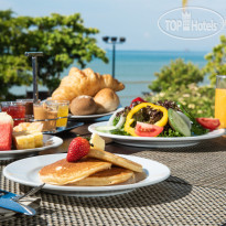 Holiday Ao Nang Beach Resort Breakfast