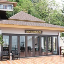 Villa 360 Resort & Spa