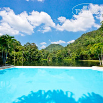 Home Phutoey River Kwai Resort 