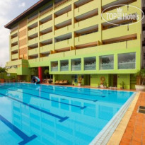 Aiya Residence & Sport Club