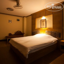 Aiya Residence & Sport Club