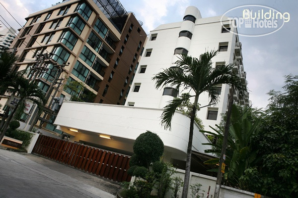 Hotelier's photos Two Three Mansion 3*