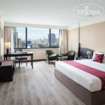 The Twin Towers Hotel 