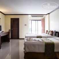 Mikes Place Hotel Трехместный делюкс