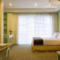 The Brilliant Palace 