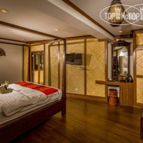 Around The World Bed & Breakfast