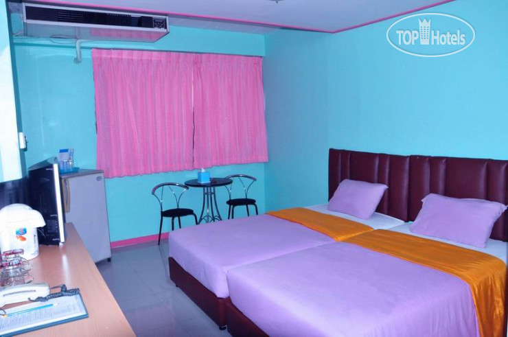 New photos from tourists Happyland Mansion 3*