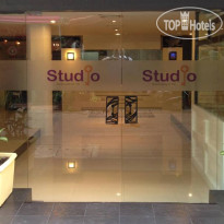 Studio Sukhumvit 18 By Icheck Inn