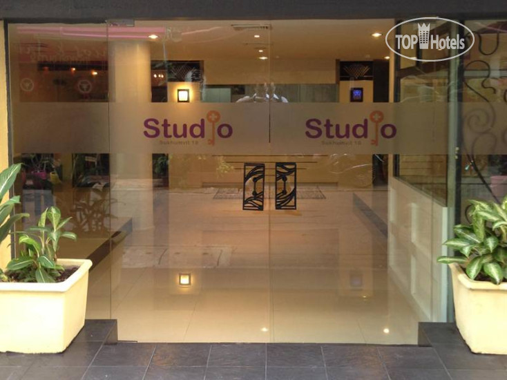 Hotelier's photos Studio Sukhumvit 18 By Icheck Inn 2*
