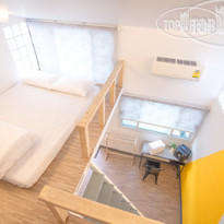 Glur Bangkok Hostel & Coffee Bar