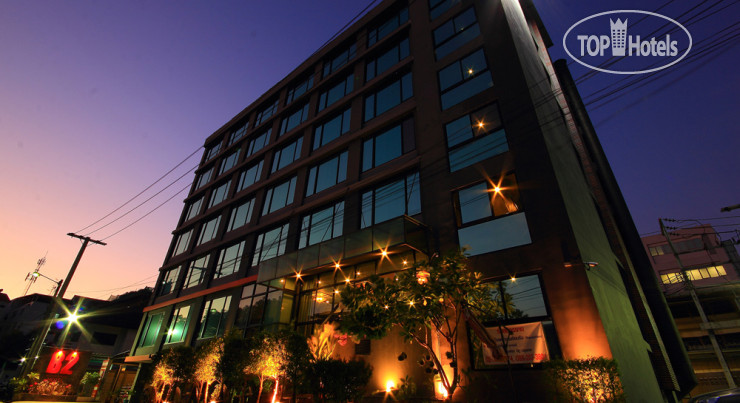 B2 Bangkok Srinakharin Boutique & Budget Hotel