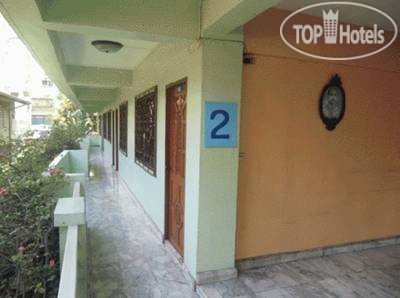 New photos from tourists Phra Arthit Mansion 2*