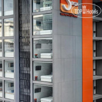 S Box Sukhumvit Hotel Отель