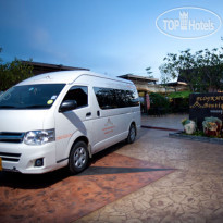 Ploy Khumthong Boutique Resort 