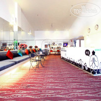 D Varee Xpress Makkasan Bangkok Лобби