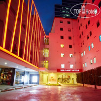 Red Planet Surawong