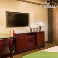 Ratchada Point Hotel 