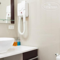 Ratchada Point Hotel 