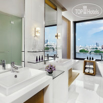 AVANI Riverside Bangkok Hotel