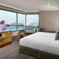 AVANI Riverside Bangkok Hotel