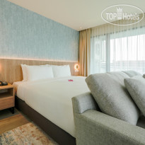 GLOW Bangkok Riverside 