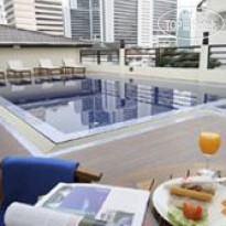 D Varee Diva Bally Sukhumvit Бассейн