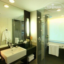 Radisson Suites Bangkok 