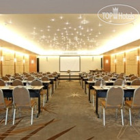 Radisson Suites Bangkok 