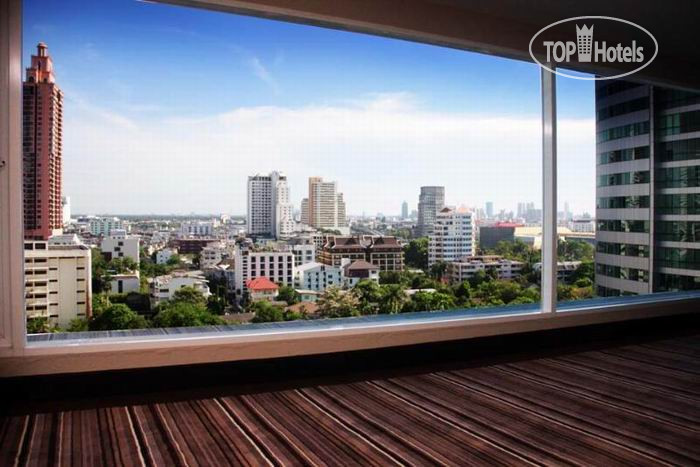 Golden Tulip Mandison Suites