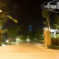 Inrawadee Resort Территория отеля