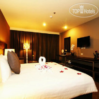 Sea Me Spring Too Hotel