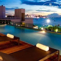Seven Zea Chic Hotel