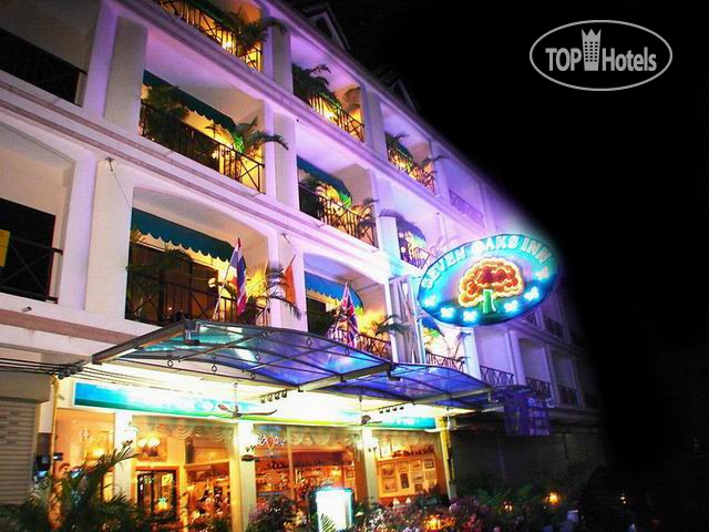 Hotel photo Seven Oaks Inn 2*