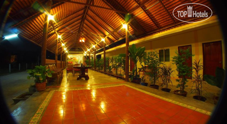 Hotel photo Lotusland Resort 2*