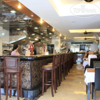 Maleez Lodge Hotel & Restaurant 