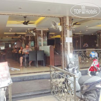 Maleez Lodge Hotel & Restaurant 