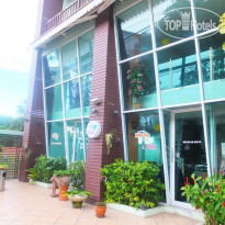 Hill Top Service Suites