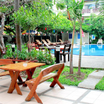 Mermaids Beach Resort 